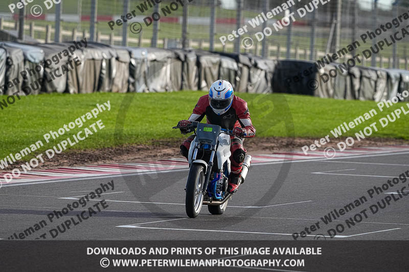 donington no limits trackday;donington park photographs;donington trackday photographs;no limits trackdays;peter wileman photography;trackday digital images;trackday photos